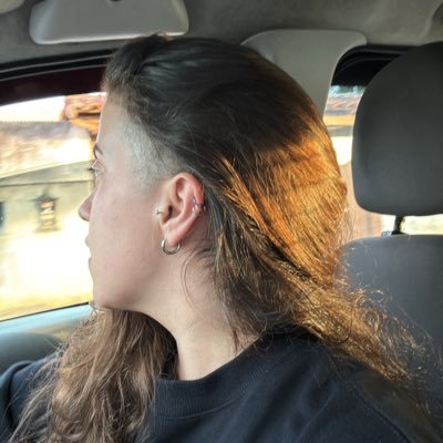 mxclxrxx's profile picture. live a life you will remember