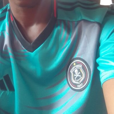 MonagengCtm's profile picture. Unisa Alumni|BA Degree 👨‍🎓(2025)|Honours Degree Student(2026) |Orlando Pirates ☠️☠️|Hammanskraal 🏘️ |Mr #JustSaying