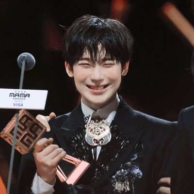 fallingrhain's profile picture. ONCE 🤍 ENGENE 🦊 PLLI 💗 Nameless 🦝020324•052824•120624•030125•070925 Attended Sunoo’s first solo song cover and global ambassadorship 💪