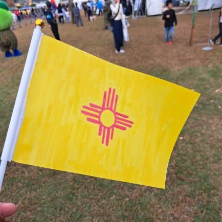 kt_hayashi_dev's profile picture. こんにちは、はやしです。
エンジニアの方と交流するためにアカウント作りました。
駆け出しエンジニアとありますが、ウェブコーダーとして二年くらいフラッターは１年くらい使ってました。
最近まで歩いていただけなので、駆け出しは嘘じゃないです、ほんとです