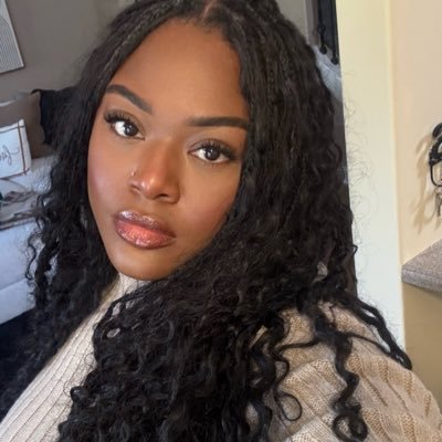 stfutam's profile picture. 