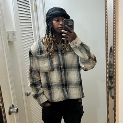 Danylle__'s profile picture. Dany Phantom ☁️ •"God will go before me and will let me gloat over those who slander me" -Psalms 59:10.• USA Alum🐾 Mamba mentality 🐍🖤