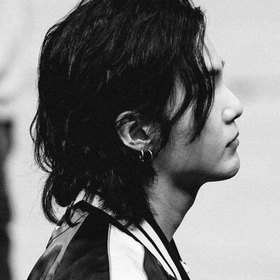 midwayindig0's profile picture. Taylor Swift y Bts un sólo corazón