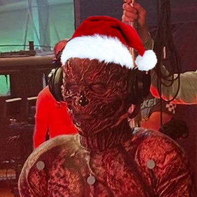 VHS_Soho's profile picture. 22 Multi-Fandom || Horror Movie Enthusiast - Paradox/T-800/ DR. Theodore Flyesbee Main - Use Code VHS_SOHO Male He/They