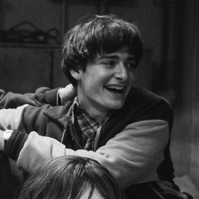 neuyoz_'s profile picture. Você é o coração. 
Você é como um feiticeiro.