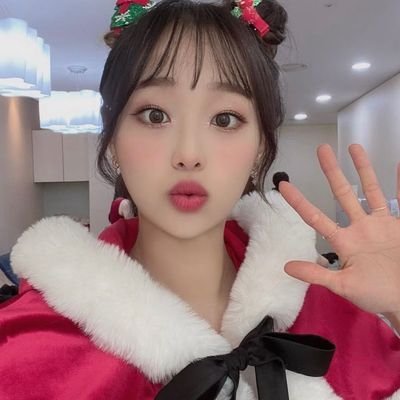 loonalizando's profile picture. ୧   ˳ loona ot12 𖦹 only orbit 𖹭     ⁺ ⊹ ࣪ ˖                                  
☆    elu/delu they/them       ☆