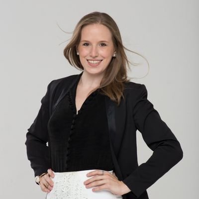 ValeVidenkina's profile picture. Lic. RRII. 
Docente.