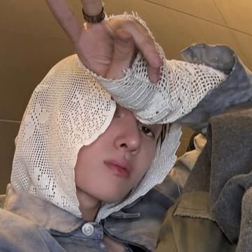 fa5hionz's profile picture. 