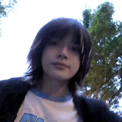 pastellquartz's profile picture. txt, role model, skz, the 1975