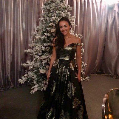 LoveRunandPray's profile picture. • riding waves sometimes • Philly sports • #GoBirds • marathoner x5 • 🖖