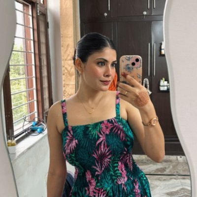 urvicodes's profile picture. - 20s | Indian dev girl writing AI & roasting bad code
- Sometimes in sarees, always in VS Code
- Building side projects 
DM for collabs