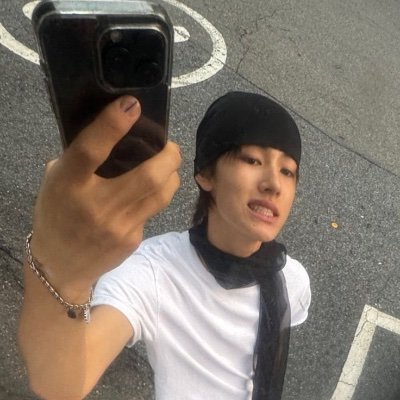hyeonctrl's profile picture. ? | seonghyeon vogue agenda
cortis approved ! | https://t.co/BzZQ6dqtm5
tt: j9shu | jsthua on ig
kyopge@gmail.com