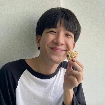 luv_firstkhao's profile picture. live, laugh, love firstkhaotung 🤍🧡
CAT FOR CASH ERA @Firstkpp @myktnw 🐈‍⬛🐈