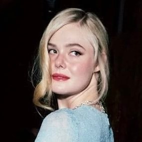 47from_to's profile picture. elle fanning / 엘패닝 얘기 같이 해주세요
