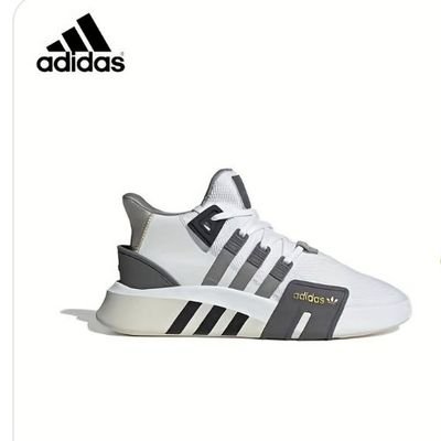 THOBEJANE_R's profile picture. I call a spade a spade.