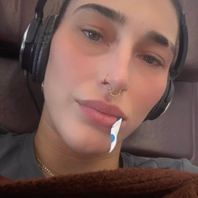 rhearipley94291's profile picture. 2x woman's a world champion paint the walls red