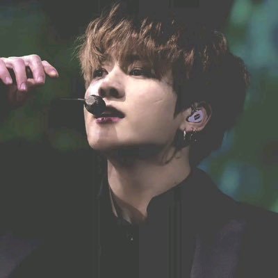 RuidoViolento's profile picture. BD𝐒𝐌 ⠀⠀ 𝄒 ⠀ ⠀ 甜蜜的食 𓐩 人行为 ⠀ ⠀ ── ⠀ ⠀( 1984 )⠀ ⠀⠀⠀⠀