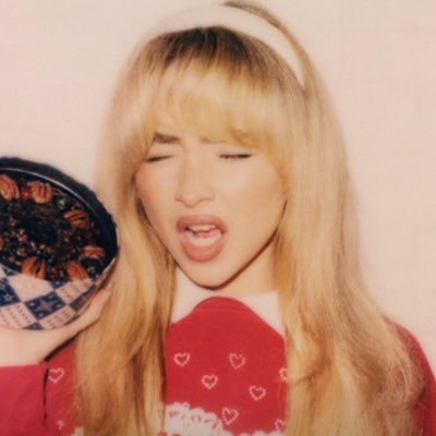 hsbrinas's profile picture. ⠀⠀⠀⠀⠀⠀⠀ ⠀⠀ buy me presents, sc