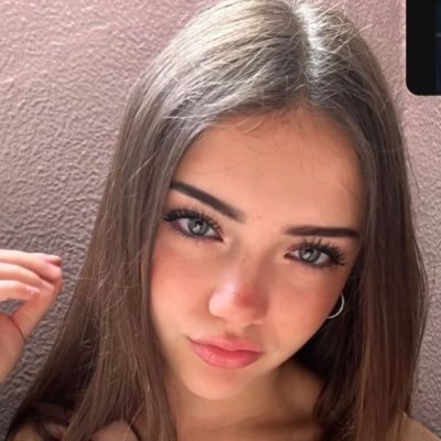 jecylovexx's profile picture. 🇺🇸 18 college student. Follow my second acc @jecyxlov