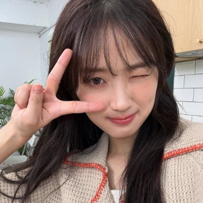 kimthyeyoon's profile picture. Artist Company’s chemistry fairy and Wooseok’s tiny lovebot. Now airing: #NoTailToTell Upcoming projects: #살목지 #랜드 #굿파트너2 #HighSchoolDetective