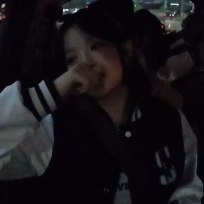 flewnfare's profile picture. 