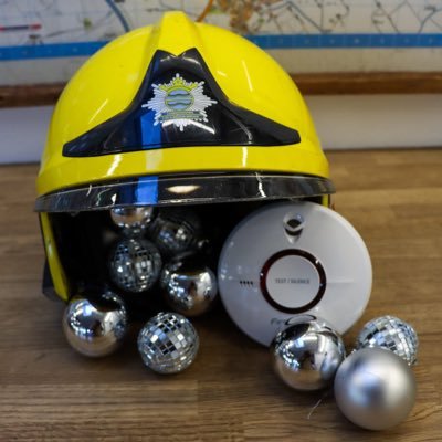 cambsfrs's profile picture. Official Cambridgeshire Fire & Rescue Service Twitter 🔥🚒 Managed during working hours by the Communication team, call 999 in an emergency 🆘 #TeamCambsFire