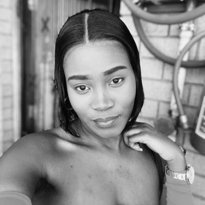 kelebogileMb's profile picture. wherever life plants you, bloom with grace.🍃