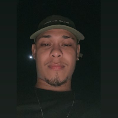 _lviana03's profile picture. 