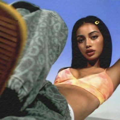 lewguler's profile picture. 