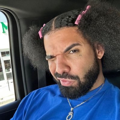 Mamachelsssss's profile picture. She/They• love by the moon 🌙• #LLFLOCK 🕊️• CA-$Mamachxls