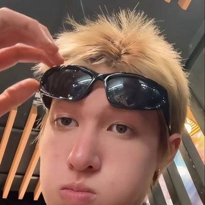 jersytonie's profile picture. hi COER 💭💟#코르티스 👌🏼🪽🩵🐞🩷👖