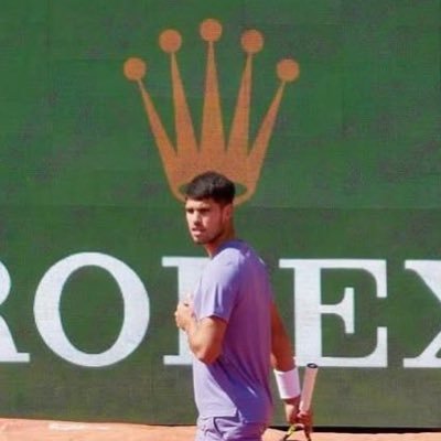 P_lh44's profile picture. 