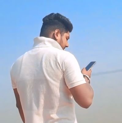Avanish_9191's profile picture. मेरे सांवरे,, गुरु भी आप 
गुरुर भी आप.. माधव 🍂🙏🏻