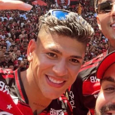 gbrieI_'s profile picture. 