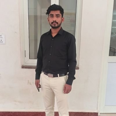 yadavv7889's profile picture. As a Marketing manager
🖊️🖊️Containts  creater 🖊️🖊️
🗞️🗞️Entertainer and  small journlist 🗞️🗞️