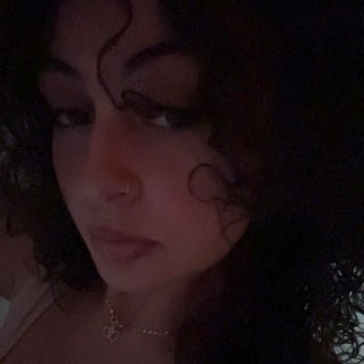 brvnaaa's profile picture. epah, pois