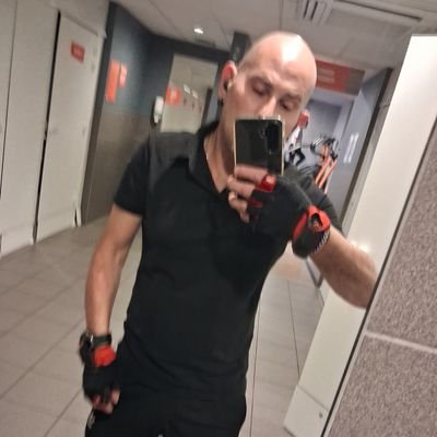 platinium230's profile picture. #influenceur Homo de droite #gauchophobe,LfI je vous hais ,vs êtes des parasites ❤️ la politique suivipar @AntoineDiers @jpraffarin @JphTanguy @JeanLeonetti