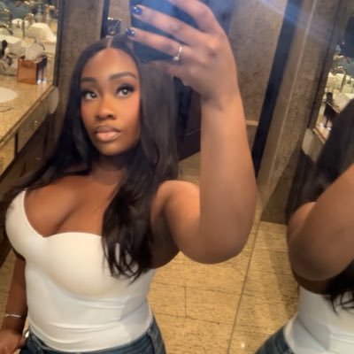 tracymeyeah's profile picture. not much too see here