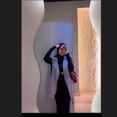 _yourrre's profile picture. 