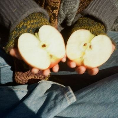 mimi426022's profile picture. dia/kau
Yes I support LGBTQ, yes I support trans, yes I support secularism, yes I support rad fem
https://t.co/ji5KtmcIDd