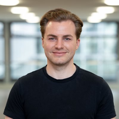 theVitoLops's profile picture. Ich schreibe jede Woche über die besten Aktien. Und übers Investieren.📚 Lies mit 10k+ Lesern @arvyinvest Weekly mit, jeden Freitag, in 3 Min👇| #IBDPartner