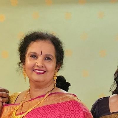 kesarikokeri's profile picture. dancer, choreographer, English,French teacher, singer, studio owner