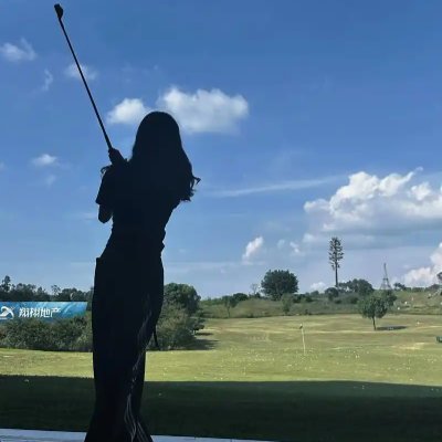 iswjtfgjf's profile picture. ゴルフが大好き！目標は100切りを達成すること💪毎回練習を積み重ねています！