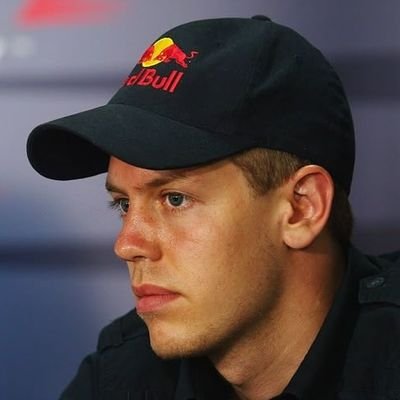 dreamofenzo's profile picture. black + adhd.
non binary + pansexual.
#CadillacF1