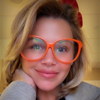 Jb319's profile picture. Mom. Daughter. Sister. Aunt. Dog mom. ICU RN. Travel RN.