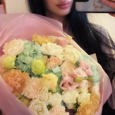 celineslmnv's profile picture. ଘ(੭ˊᵕˋ)੭* ੈ✩‧˚22