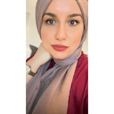 bfleuries's profile picture. Derda | "Florebo quocumque ferar" ✿࿐