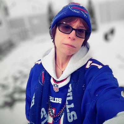 BillsFan4Liife's profile picture. Wife. Mom. 716📍Where else would you rather be than right here, right now! -Marv Levy✨ Go Bills! Go Sabres! Go Bandits! Go Me... F*ck cancer! #BillsMafia 8-4