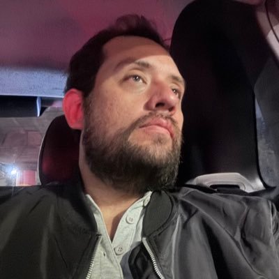 RICHARD_A17's profile picture. innecesario