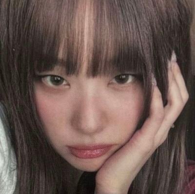 yzzkyo's profile picture. somos eren y yo contra el mundo